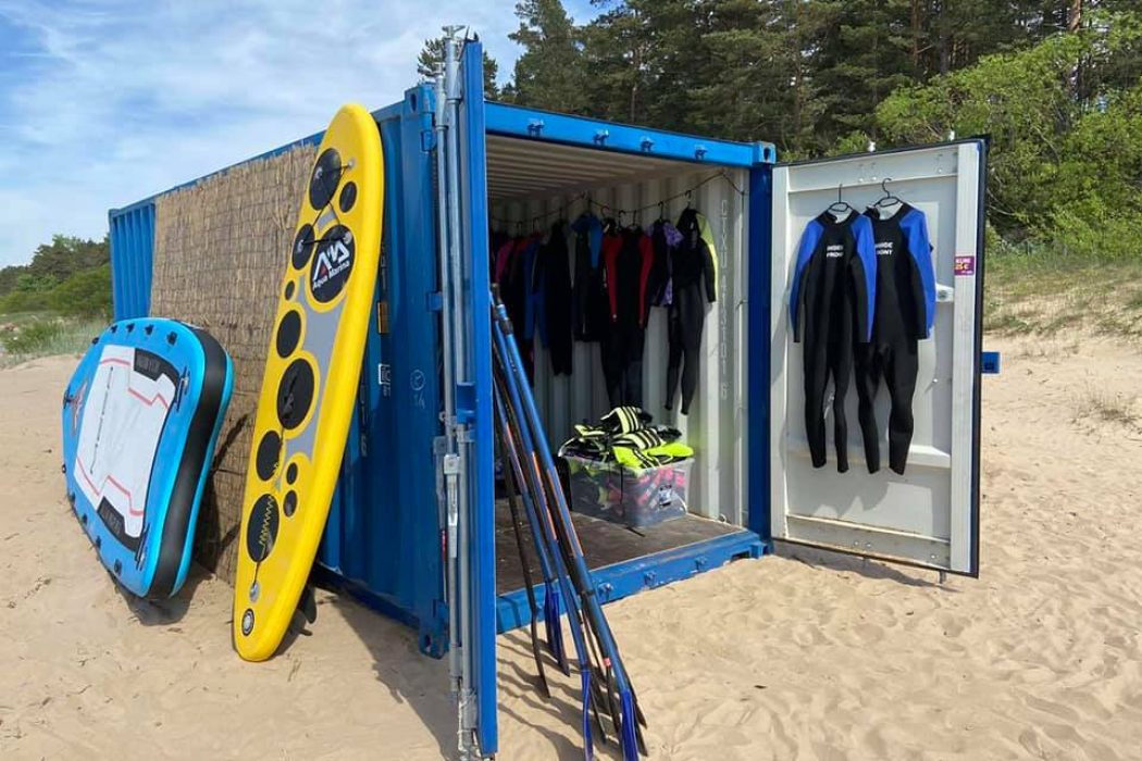 Narva-Jõesuu Surfiklubi varad - ujumisriided, mõlad, SUP'id